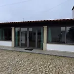 Nyaraló Petit Maison Alem da Ribeira