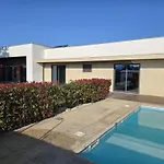 Petit Maison Nyaraló