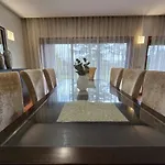 Petit Maison Nyaraló