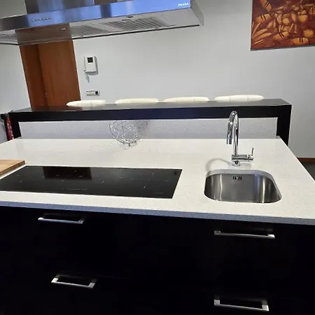 Hébergement de vacances Petit Maison Alem da Ribeira