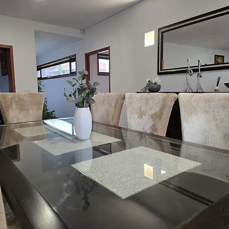 Petit Maison * Alem da Ribeira