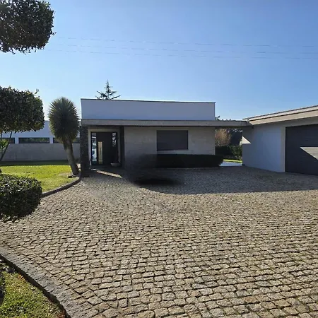 Petit Maison *
