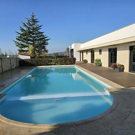 Petit Maison * Alem da Ribeira