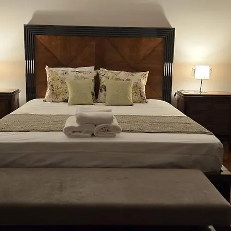 Petit Maison * Alem da Ribeira