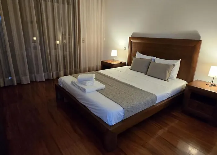 Petit Maison * Alem da Ribeira