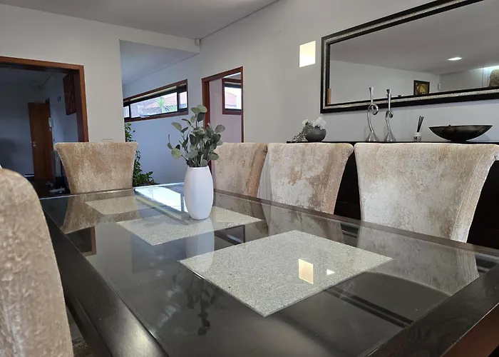 Petit Maison * Alem da Ribeira