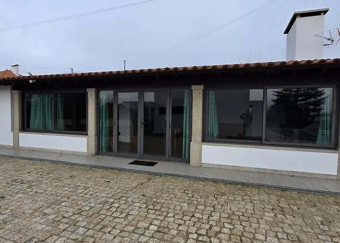 Dom wakacyjny Petit Maison Alem da Ribeira