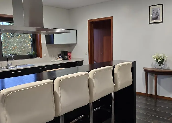 Petit Maison Dom wakacyjny Alem da Ribeira