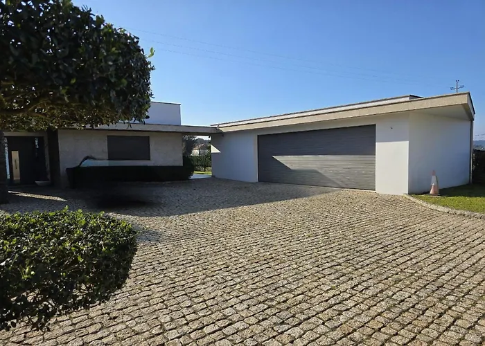 Petit Maison * Alem da Ribeira